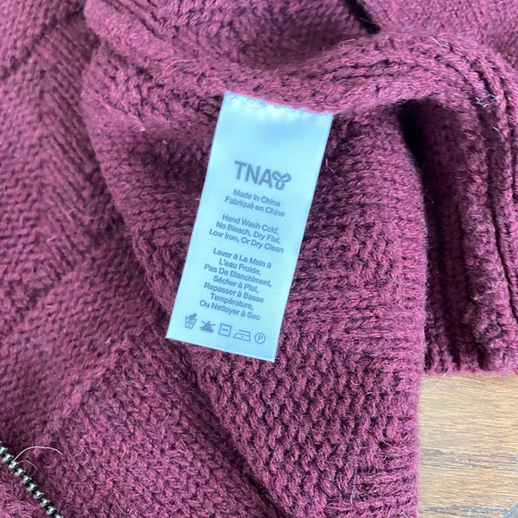 Aritzia 100% Lambswool Oversized Cable Zipper Cardigan - Picture 6 of 6